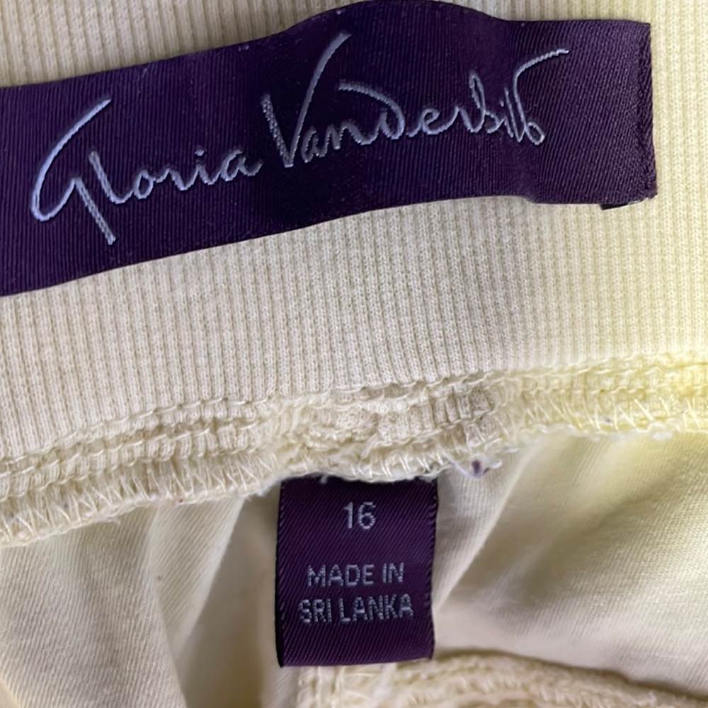 Gloria Vanderbilt Yellow Cargo Capri Pants #+1816 - Picture 10 of 15